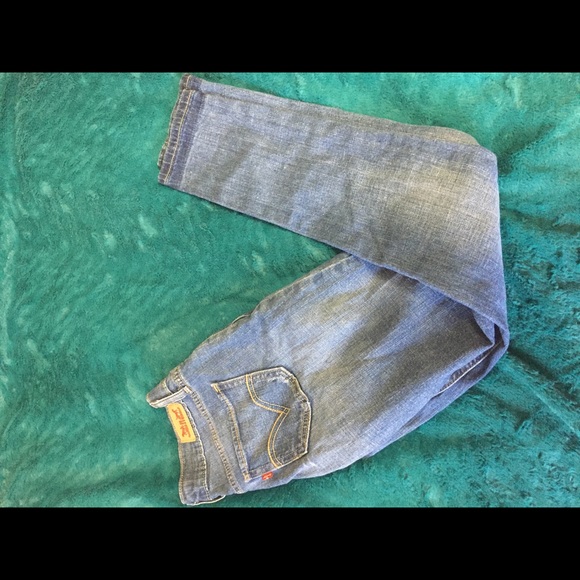 Levi's Denim - 524 Skinny Levi Jeans